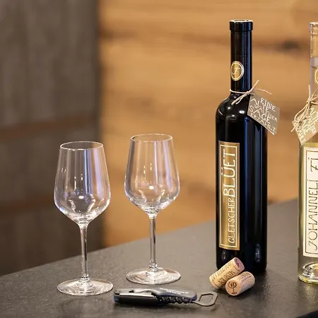 Arcade & Апартаменты Зас-Фе