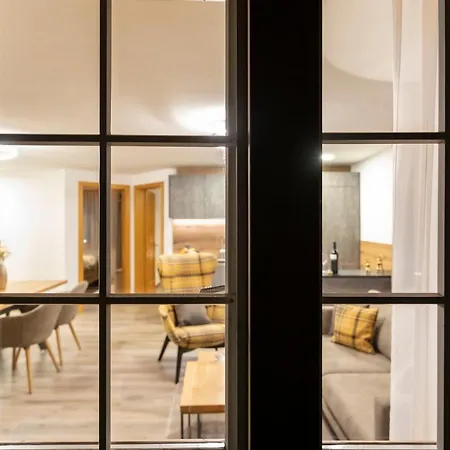 Arcade & Апартаменти