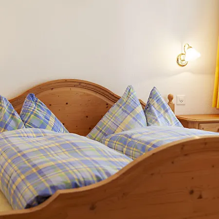 Arcade & Апартаменти *