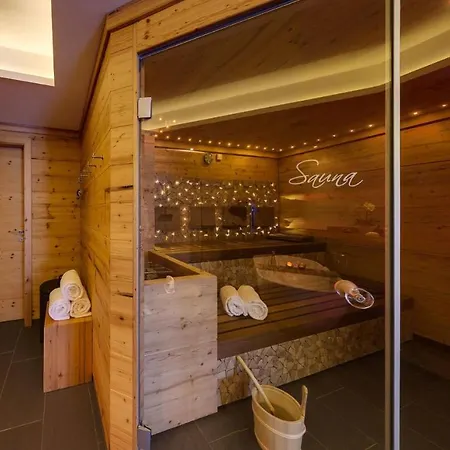 Апартаменты Arcade & *